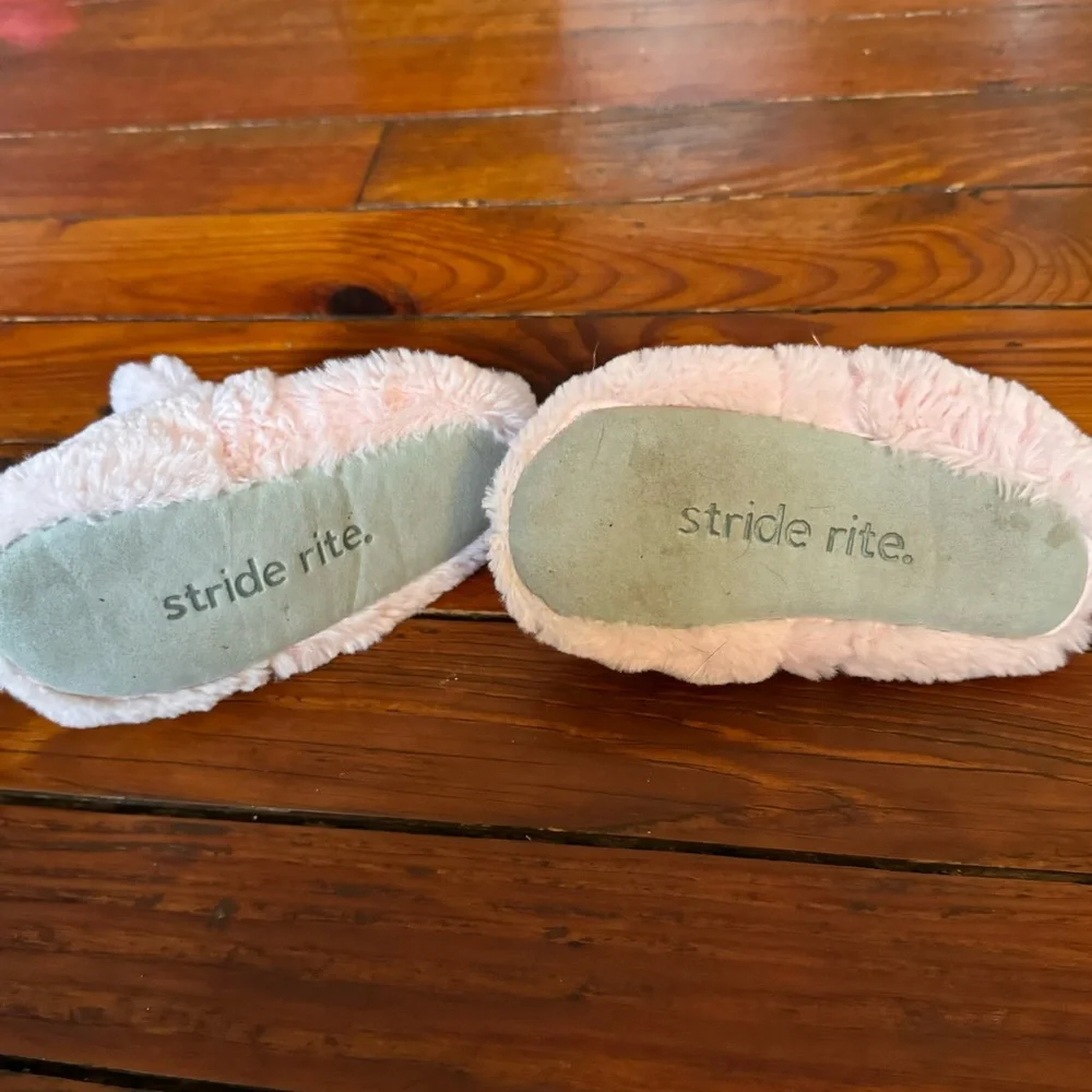 Stride Rite Pink Fuzzy Bunny Slippers Size 9/10 Toddler